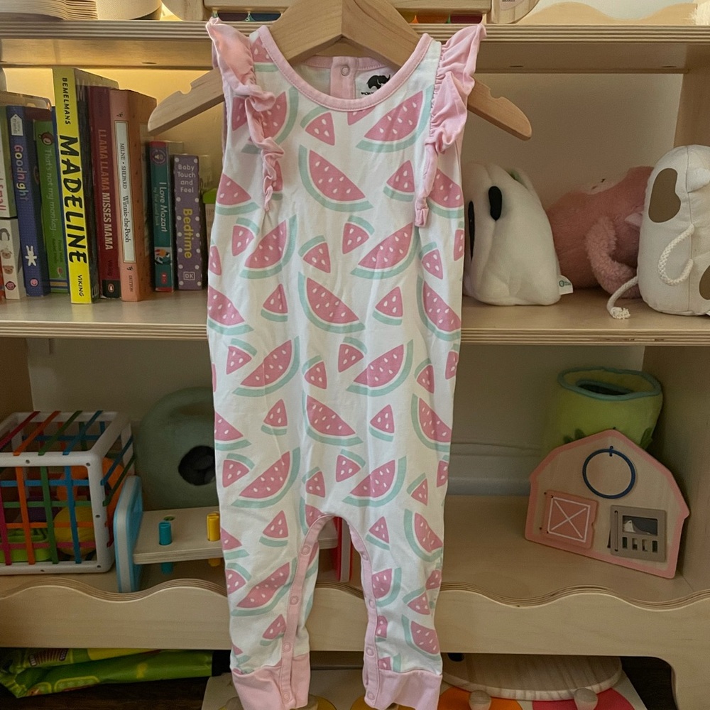 Monica & Andy romper watermelon ruffles 9-12mo